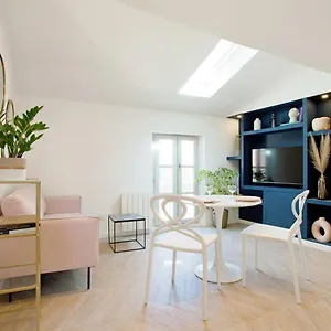 la-nuit-arlesienne-exclusive-2-bedroom.fr-provencehotel.com/
